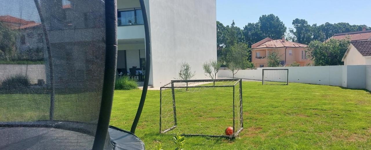 Villa Ulika 파자나 외부 사진